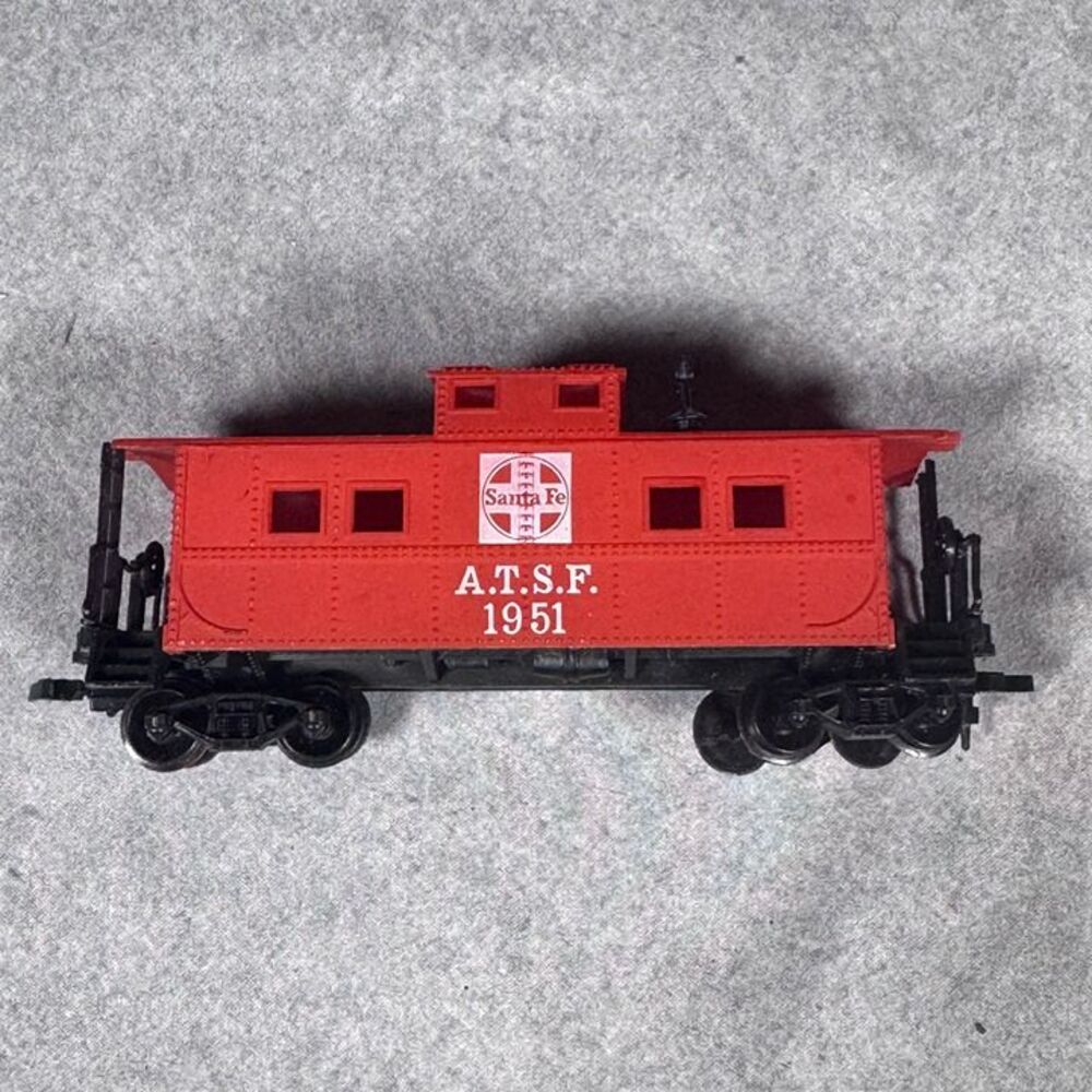 Vintage Santa Fe ATSF 1951 Model Train Caboose HO Scale